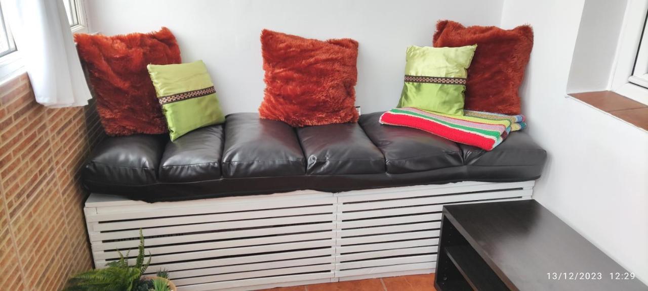 בוקרשט Platinum Apartment - Apartament Cu 3 Camere, 2 Dormitoare, 2 Bai, Bucatarie Complet Utilata, 2 Balcoane מראה חיצוני תמונה