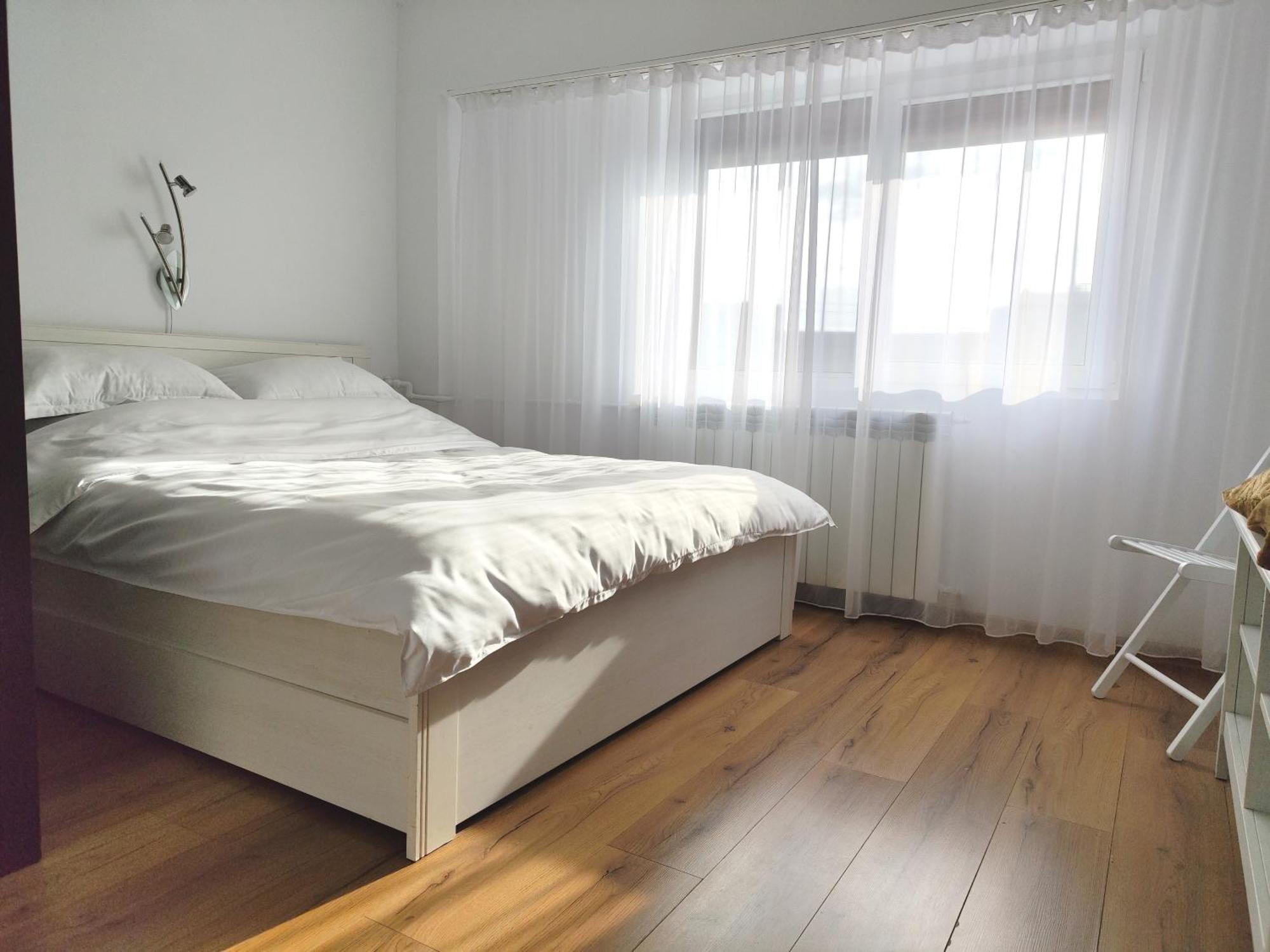 בוקרשט Platinum Apartment - Apartament Cu 3 Camere, 2 Dormitoare, 2 Bai, Bucatarie Complet Utilata, 2 Balcoane מראה חיצוני תמונה